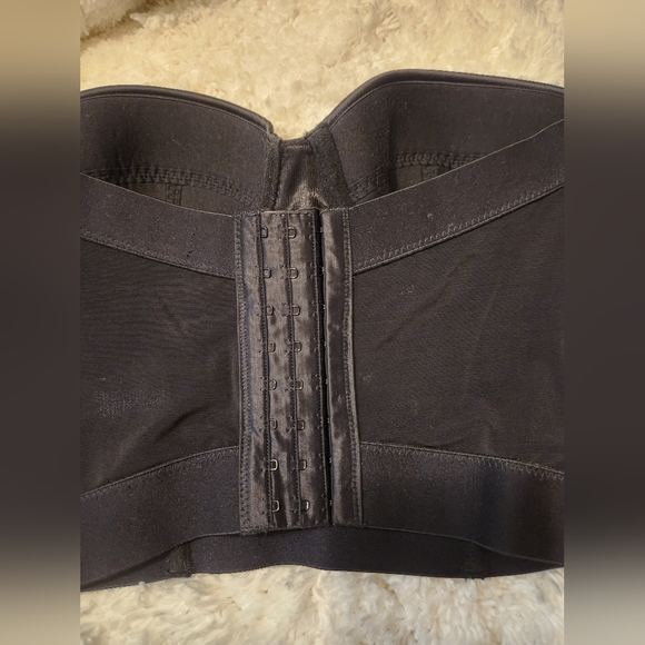 Corset Lace top Forever21 - Picture 4 of 7